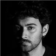 Insegnante di fotografia digitale e analogica con un approccio creativo alle antiche tecniche di stampa (Cianotipia / Van Dyke)